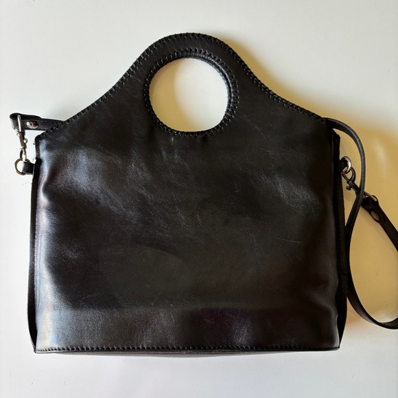 Patricia Nash Black Moretto
Shopper Italian Leather
Handbag - Picture 3 of 14